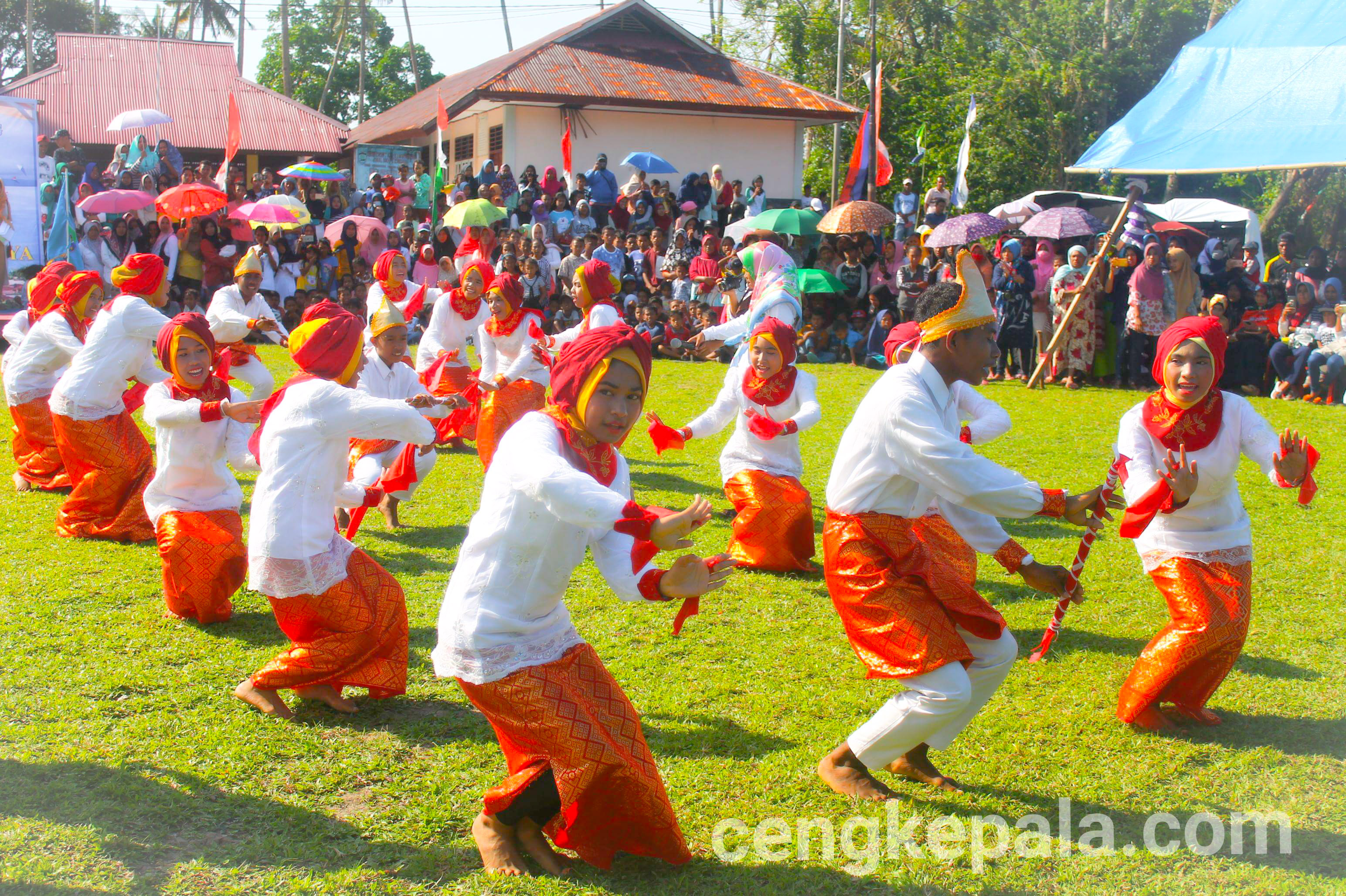 Semarakan Tahun Baru Islam HIPPMAL Gelar Festival Budaya Cengkepala