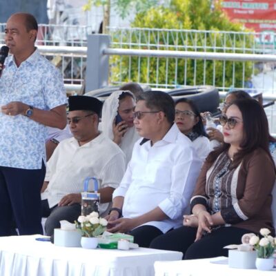 Lanjutkan Program WAJAR, Wali Kota Ambon Selesaikan Keluhan Masyarakat