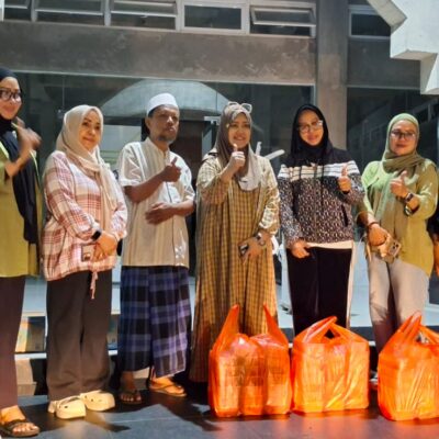 3 Masjid  Dapat Bantuan Makanan Sahur dari Wawali Ambon dan IPEMI pada 10 Malam Terakhir Ramadan