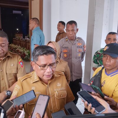 Wali kota Ambon Serius Tangani Ranperda Rumah Kost, Dua Ranperda Lain Juga Diperhatikan   