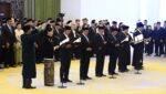 Anggota Dewan Komisioner OJK Lalukan Pengucapan Sumpah Jabatan