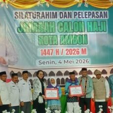Wali Kota Ambon Lepas 461 Calon Haji, Berikan Bantuan Rp.1 Juta Per Orang