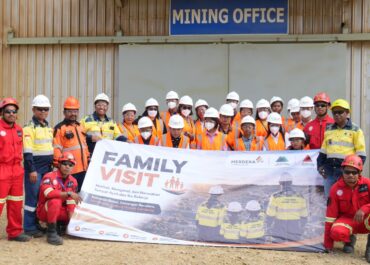 Lewat Family Visit, BKP-BTR Dekatkan Keluarga Karyawan dengan Lingkungan Tambang dan Keselamatan Kerja