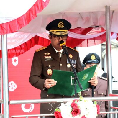 Pimpin Upacara HUT RI ke 81 , Kajati Maluku Tegaskan Komitmen Insan Adhyaksa Tegakan Hukum Berkeadilan