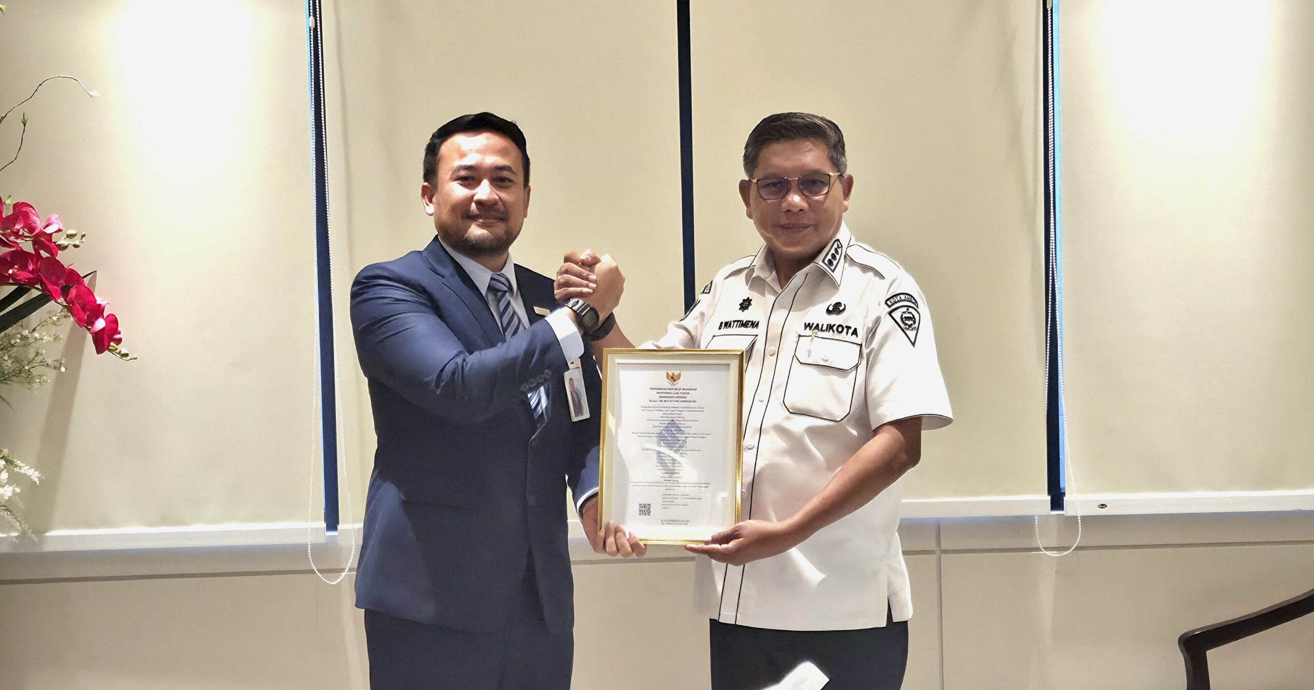 Bandara Pattimura Ambon Kantongi Sertifikat Laik Fungsi dari Pemkot Ambon